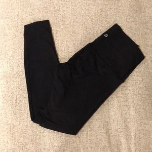 Lululemon Wunder Under Size 6